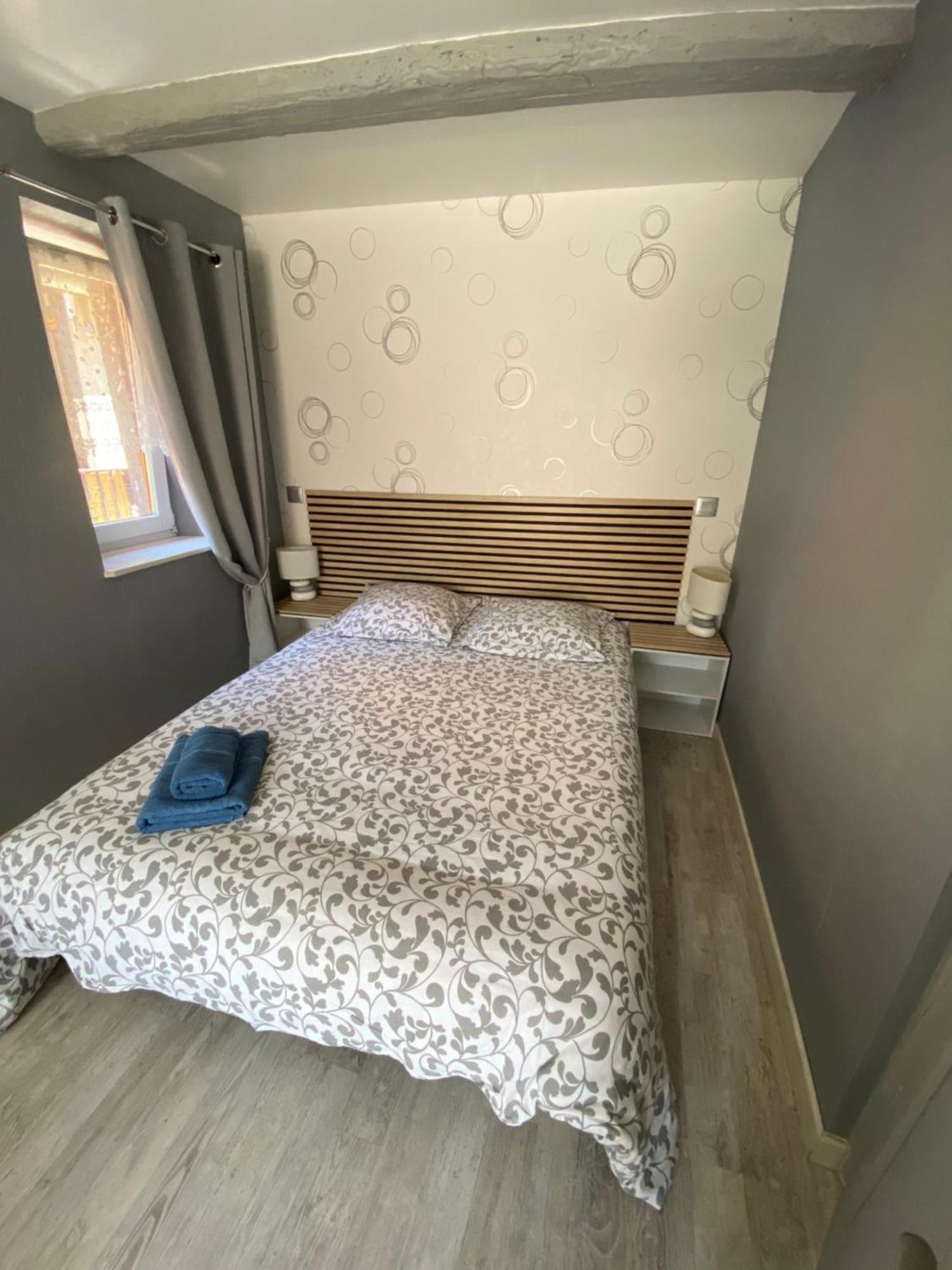 Appartments Rue Des Chateaux أوتْروت المظهر الخارجي الصورة