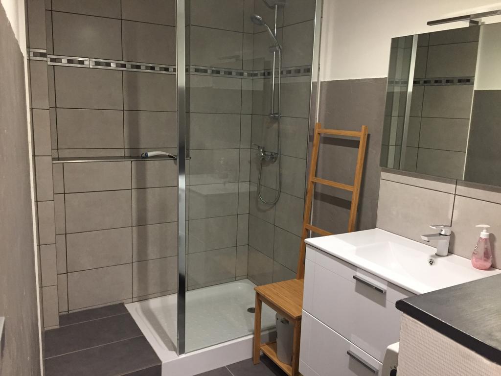 Appartments Rue Des Chateaux أوتْروت المظهر الخارجي الصورة
